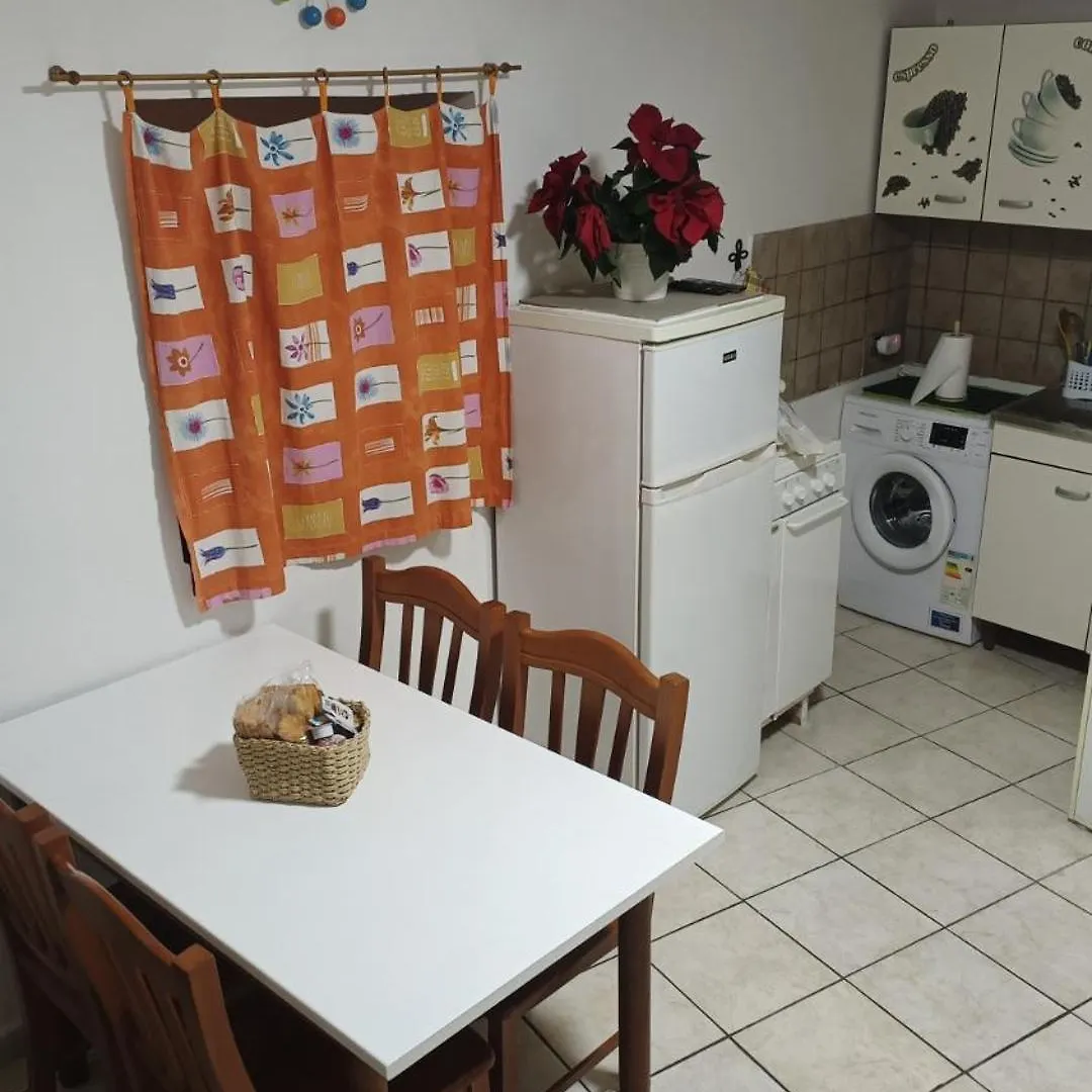 Storico House Apartment Naples 0*,